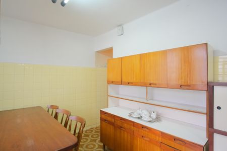 Casa à venda com 105m², 2 quartos e 2 vagasCozinha