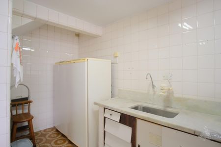 Casa à venda com 105m², 2 quartos e 2 vagasCozinha