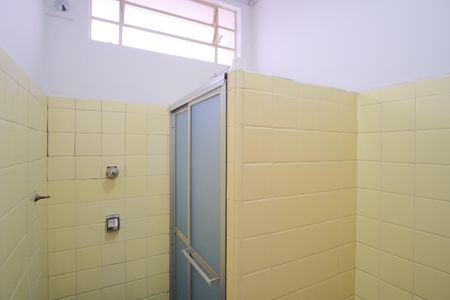 Casa à venda com 105m², 2 quartos e 2 vagasBanheiro