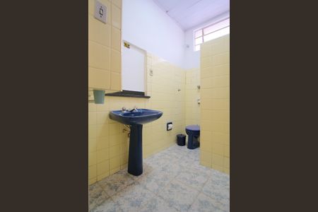 Casa à venda com 105m², 2 quartos e 2 vagasBanheiro