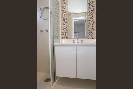 Apartamento à venda com 86m², 2 quartos e 2 vagas Apartamento à venda com 86m², 2 quartos e 2 vagasBanheiro da Suíte 2