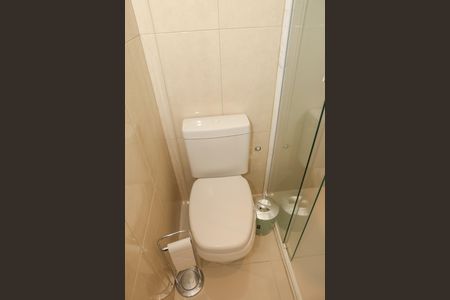 Apartamento à venda com 86m², 2 quartos e 2 vagas Apartamento à venda com 86m², 2 quartos e 2 vagasBanheiro da Suíte 2