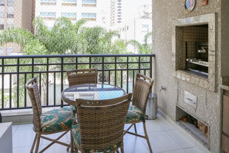 Apartamento à venda com 86m², 2 quartos e 2 vagas Apartamento à venda com 86m², 2 quartos e 2 vagasVaranda Gourmet