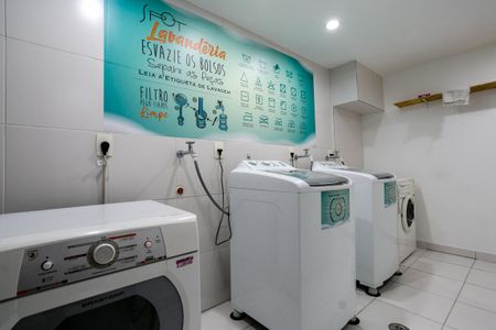 Apartamento à venda com 90m², 1 quarto e 2 vagas Apartamento à venda com 90m², 1 quarto e 2 vagasÁrea comum - Lavanderia