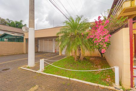 Casa de condomínio à venda com 70m², 2 quartos e 2 vagas Casa de condomínio à venda com 70m², 2 quartos e 2 vagasFachada