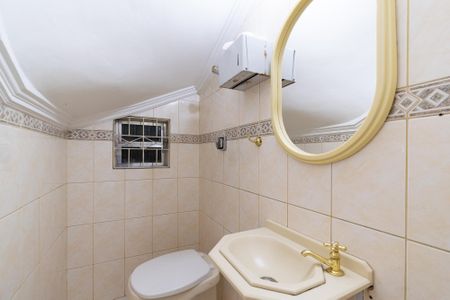 Casa à venda com 190m², 2 quartos e 2 vagas Casa à venda com 190m², 2 quartos e 2 vagasLavabo