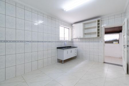Casa à venda com 190m², 2 quartos e 2 vagas Casa à venda com 190m², 2 quartos e 2 vagasCozinha