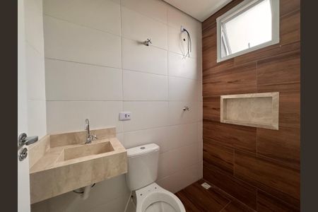 Apartamento à venda com 100m², 2 quartos e 1 vaga Apartamento à venda com 100m², 2 quartos e 1 vagaBanheiro da Suíte