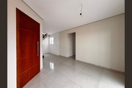 Apartamento à venda com 100m², 2 quartos e 1 vaga Apartamento à venda com 100m², 2 quartos e 1 vagaSala