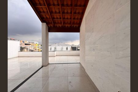 Apartamento à venda com 100m², 2 quartos e 1 vaga Apartamento à venda com 100m², 2 quartos e 1 vagaLavanderia