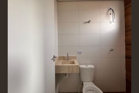Apartamento à venda com 100m², 2 quartos e 1 vaga Apartamento à venda com 100m², 2 quartos e 1 vagaBanheiro da Suíte