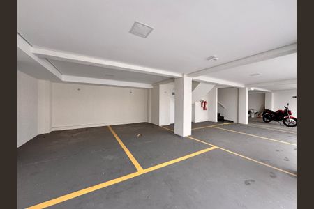 Apartamento à venda com 100m², 2 quartos e 1 vaga Apartamento à venda com 100m², 2 quartos e 1 vagaGaragem