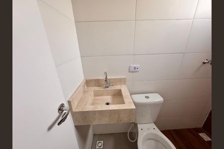 Apartamento à venda com 100m², 2 quartos e 1 vaga Apartamento à venda com 100m², 2 quartos e 1 vagaBanheiro da Suíte