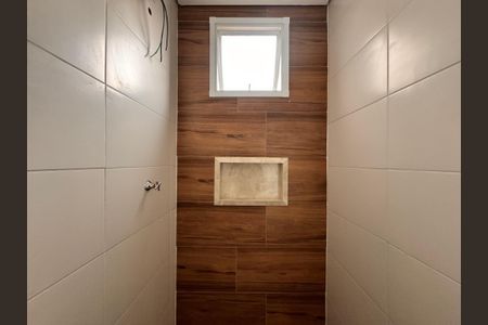 Apartamento à venda com 100m², 2 quartos e 1 vaga Apartamento à venda com 100m², 2 quartos e 1 vagaBanheiro da Suíte
