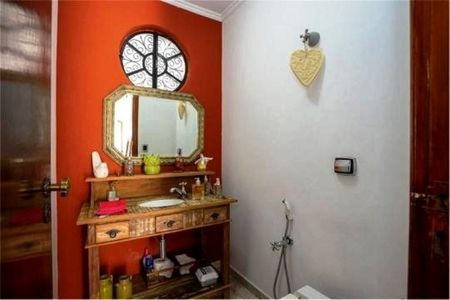 Casa à venda com 324m², 3 quartos e 2 vagas