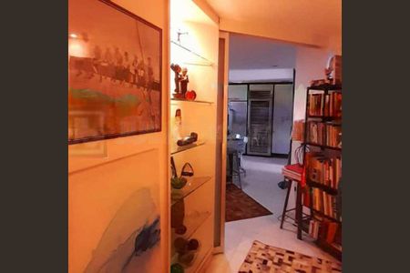 Apartamento à venda com 185m², 2 quartos e sem vaga