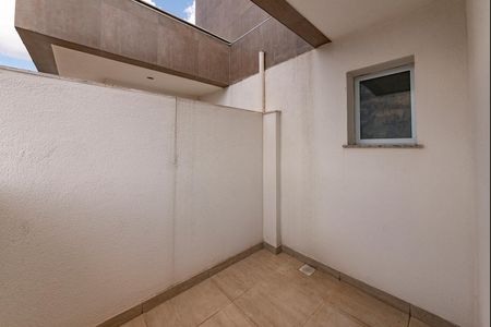 Apartamento à venda com 163m², 4 quartos e 3 vagasVaranda