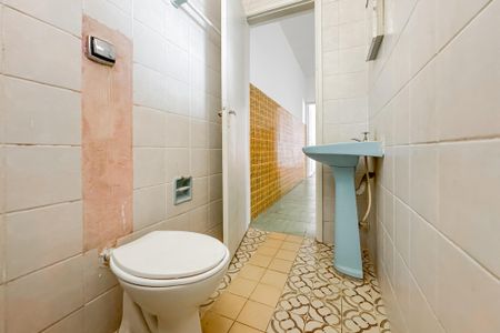 Casa para alugar com 60m², 1 quarto e sem vaga Casa para alugar com 60m², 1 quarto e sem vagaBanheiro