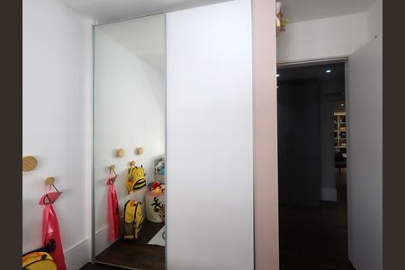 Apartamento à venda com 125m², 2 quartos e 2 vagasQuarto