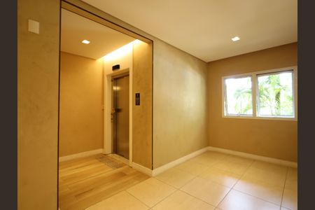 Apartamento à venda com 125m², 2 quartos e 2 vagasÁrea comum