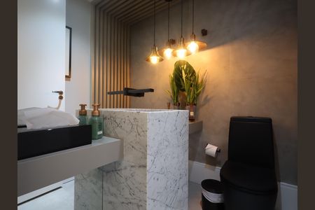 Apartamento à venda com 125m², 2 quartos e 2 vagasLavabo