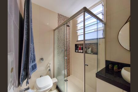 Apartamento à venda com 120m², 3 quartos e 1 vaga Apartamento à venda com 120m², 3 quartos e 1 vagaBanheiro Corredor