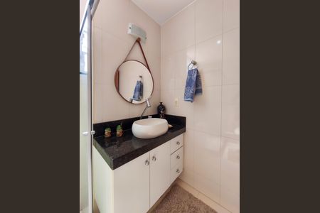 Apartamento à venda com 120m², 3 quartos e 1 vaga Apartamento à venda com 120m², 3 quartos e 1 vagaBanheiro Corredor