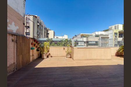 Apartamento à venda com 120m², 3 quartos e 1 vaga Apartamento à venda com 120m², 3 quartos e 1 vagaVista da Sala