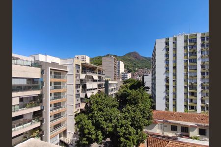 Apartamento à venda com 120m², 3 quartos e 1 vaga Apartamento à venda com 120m², 3 quartos e 1 vagaVista do Terraço