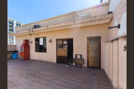 Apartamento à venda com 120m², 3 quartos e 1 vaga Apartamento à venda com 120m², 3 quartos e 1 vagaTerraço