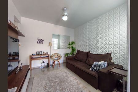 Apartamento à venda com 120m², 3 quartos e 1 vaga Apartamento à venda com 120m², 3 quartos e 1 vagaSala