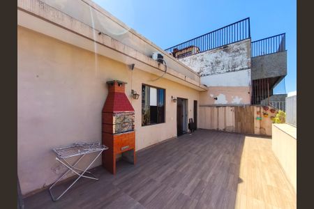 Apartamento à venda com 120m², 3 quartos e 1 vaga Apartamento à venda com 120m², 3 quartos e 1 vagaTerraço