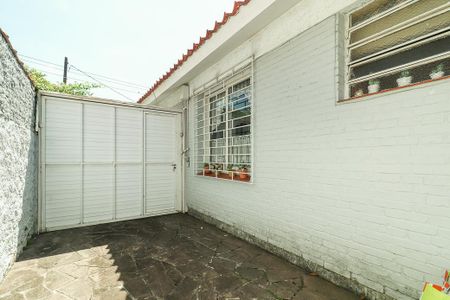 Casa à venda com 180m², 3 quartos e 3 vagas Casa à venda com 180m², 3 quartos e 3 vagasGaragem