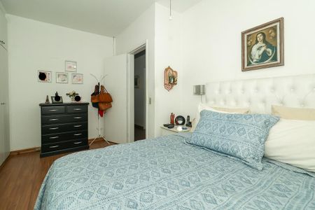 Casa à venda com 180m², 3 quartos e 3 vagas Casa à venda com 180m², 3 quartos e 3 vagasQuarto 3