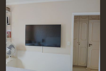 Apartamento à venda com 300m², 4 quartos e 5 vagas Apartamento à venda com 300m², 4 quartos e 5 vagasQuarto 1