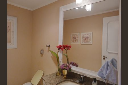 Apartamento à venda com 300m², 4 quartos e 5 vagas Apartamento à venda com 300m², 4 quartos e 5 vagasLavabo