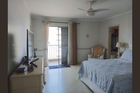 Apartamento à venda com 300m², 4 quartos e 5 vagas Apartamento à venda com 300m², 4 quartos e 5 vagasQuarto 4