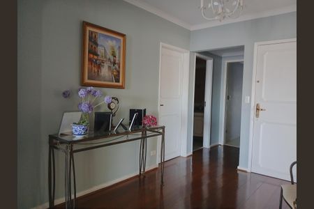 Apartamento à venda com 300m², 4 quartos e 5 vagas Apartamento à venda com 300m², 4 quartos e 5 vagasSala de Jantar 2