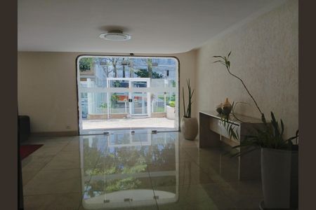 Apartamento à venda com 300m², 4 quartos e 5 vagas Apartamento à venda com 300m², 4 quartos e 5 vagasÁrea comum