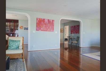 Apartamento à venda com 300m², 4 quartos e 5 vagas Apartamento à venda com 300m², 4 quartos e 5 vagasSala