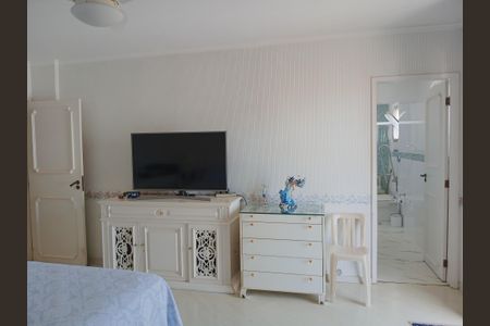 Apartamento à venda com 300m², 4 quartos e 5 vagas Apartamento à venda com 300m², 4 quartos e 5 vagasQuarto 4