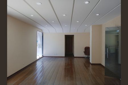 Apartamento à venda com 300m², 4 quartos e 5 vagas Apartamento à venda com 300m², 4 quartos e 5 vagasÁrea comum