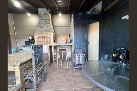 Casa à venda com 180m², 2 quartos e 2 vagas Casa à venda com 180m², 2 quartos e 2 vagasÁrea Gourmet