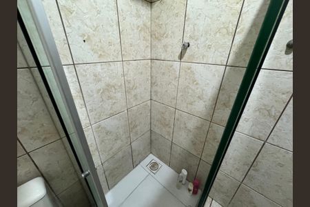 Casa à venda com 180m², 2 quartos e 2 vagas Casa à venda com 180m², 2 quartos e 2 vagasBanheiro
