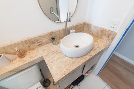 Apartamento à venda com 66m², 3 quartos e 2 vagasBanheiro da suíte