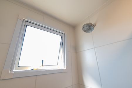 Apartamento à venda com 66m², 3 quartos e 2 vagasBanheiro da suíte