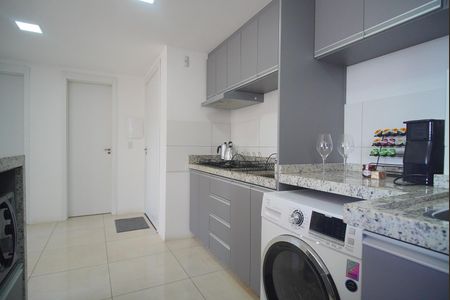 Apartamento à venda com 58m², 2 quartos e 1 vaga Apartamento à venda com 58m², 2 quartos e 1 vagaCozinha