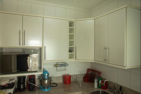 Apartamento à venda com 105m², 3 quartos e 2 vagasCozinha