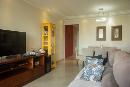 Apartamento à venda com 105m², 3 quartos e 2 vagasSala