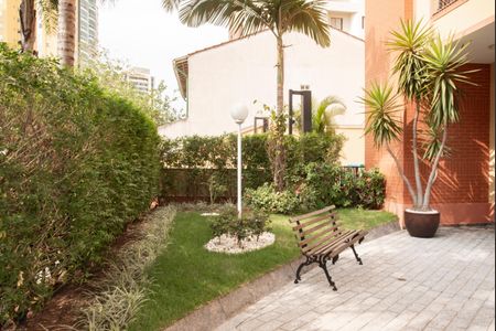 Apartamento à venda com 105m², 3 quartos e 2 vagasEntrada